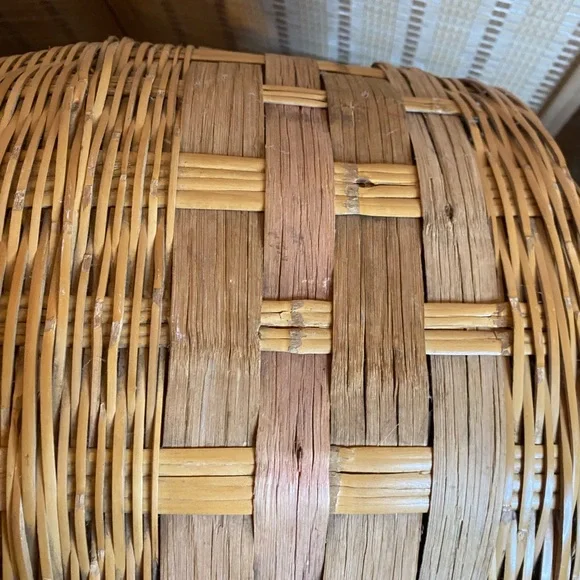 Vintage Basket - Picture 6 of 8